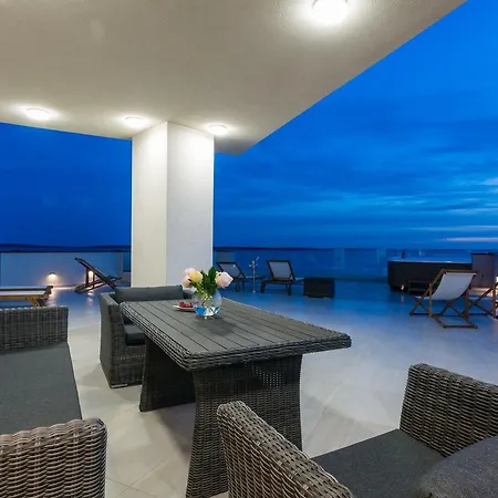 Breathtaking Sea View Luxury Penthouse Mandre