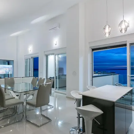 Breathtaking Sea View Luxury Penthouse * Mandre