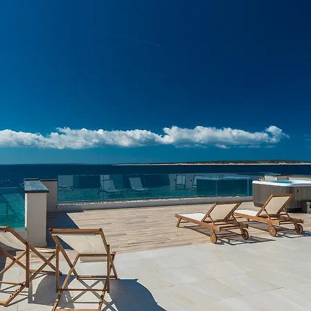Breathtaking Sea View Luxury Penthouse *