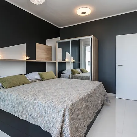 Breathtaking Sea View Luxury Penthouse Mandre